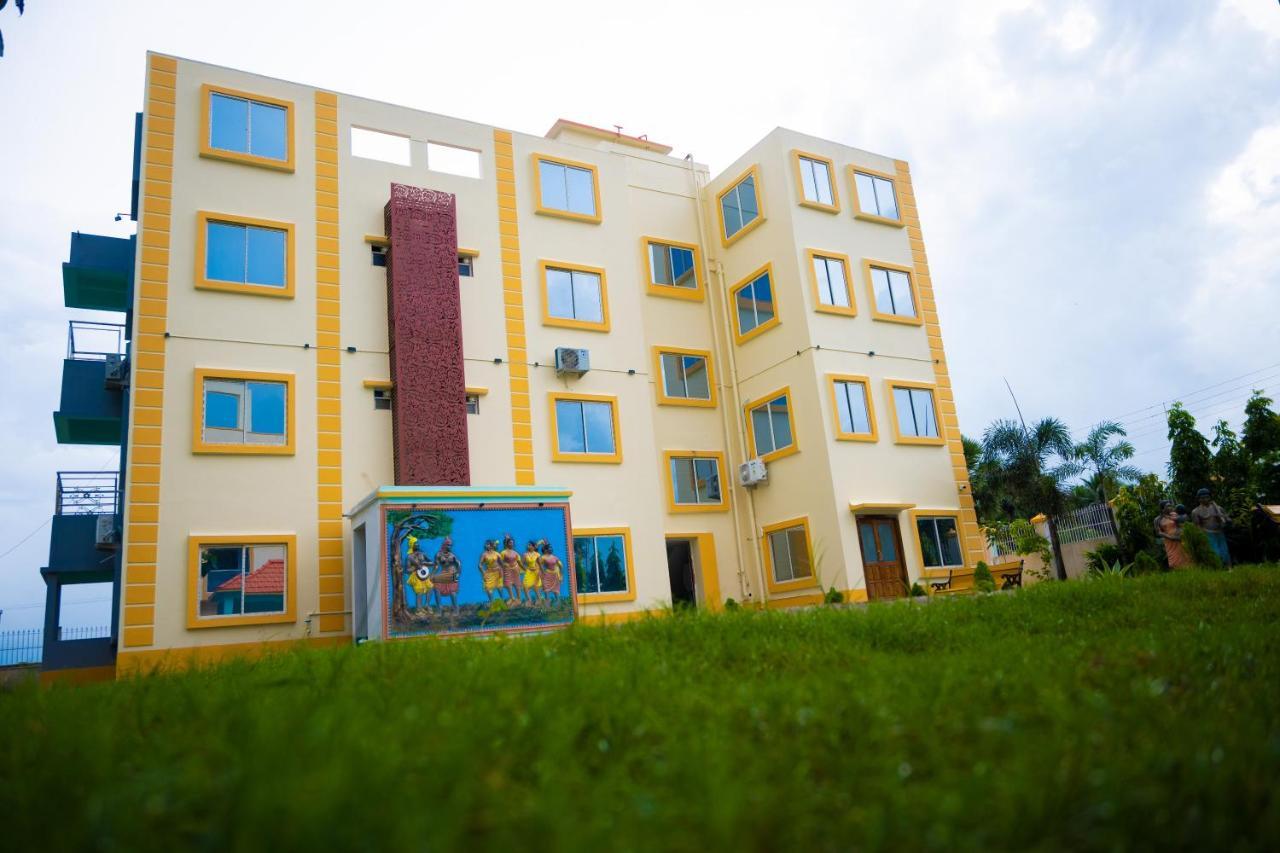 Unique Shantiniketan Hotel Sri Niketan Bagian luar foto