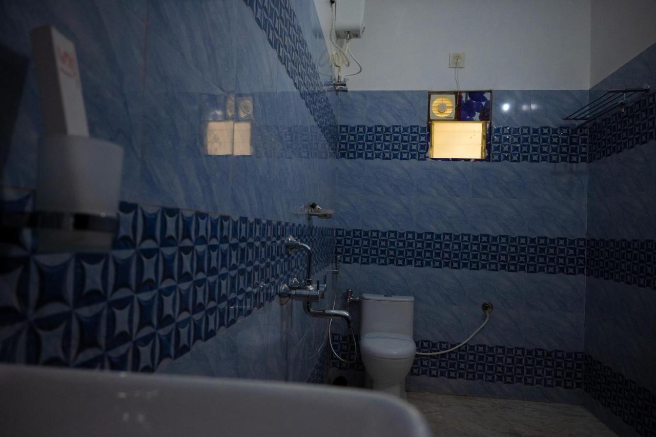 Unique Shantiniketan Hotel Sri Niketan Bagian luar foto